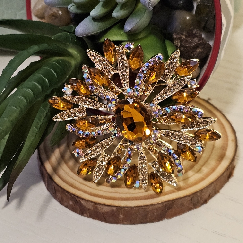 Flower Brooch - "Gorgeous"